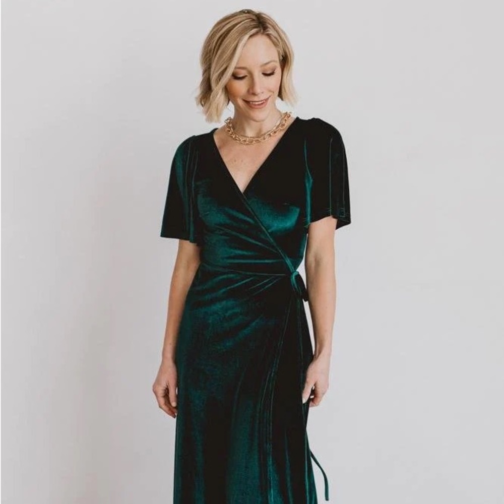 Baltic Born Meghan dress in Emerald. 
Only used once, Like-New Conditon